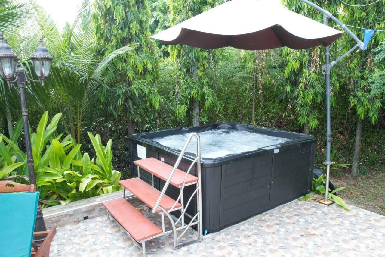 The Orchid Beach Resort @ Vip Chain Resort Ban Phe Esterno foto